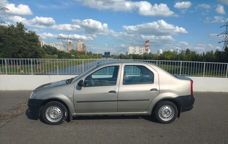 Renault Logan I, 2013 год, 450 000 рублей, 3 фотография