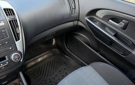 KIA cee'd I рестайлинг, 2012 год, 600 000 рублей, 17 фотография