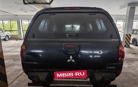Mitsubishi L200 IV рестайлинг, 2011 год, 1 100 000 рублей, 12 фотография