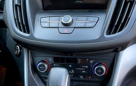 Ford Kuga III, 2017 год, 1 790 000 рублей, 16 фотография