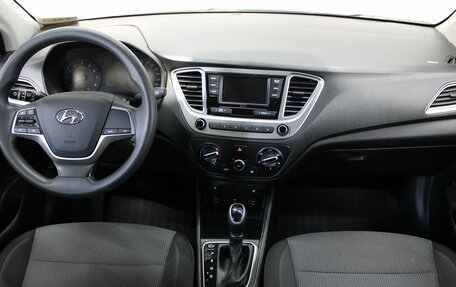 Hyundai Solaris II рестайлинг, 2021 год, 1 745 000 рублей, 9 фотография