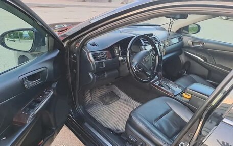 Toyota Camry, 2016 год, 1 790 000 рублей, 2 фотография