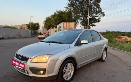 Ford Focus II рестайлинг, 2005 год, 750 000 рублей, 2 фотография