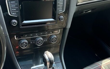 Volkswagen Golf GTI VII, 2014 год, 2 200 000 рублей, 7 фотография