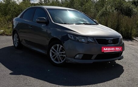 KIA Cerato III, 2010 год, 500 000 рублей, 2 фотография