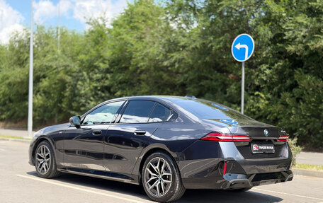 BMW 5 серия, 2024 год, 7 200 000 рублей, 10 фотография