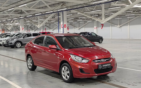 Hyundai Solaris II рестайлинг, 2011 год, 560 000 рублей, 3 фотография