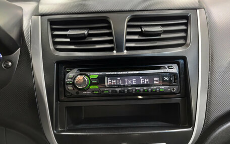 Hyundai Solaris II рестайлинг, 2011 год, 560 000 рублей, 15 фотография