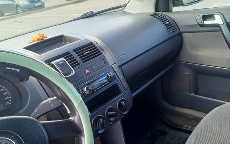 Volkswagen Polo IV рестайлинг, 2005 год, 320 000 рублей, 9 фотография
