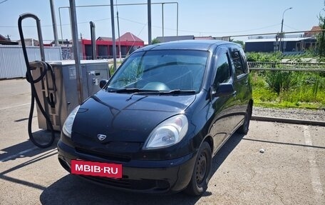 Toyota FunCargo, 2001 год, 330 000 рублей, 2 фотография