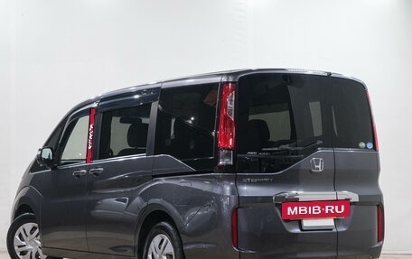 Honda Stepwgn IV, 2017 год, 2 099 000 рублей, 5 фотография
