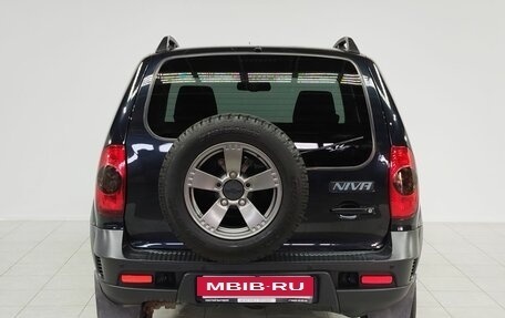 Chevrolet Niva I рестайлинг, 2017 год, 795 000 рублей, 6 фотография