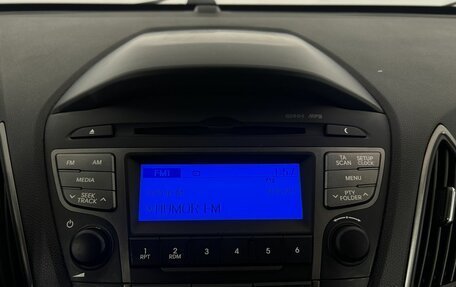Hyundai ix35 I рестайлинг, 2014 год, 1 300 000 рублей, 23 фотография