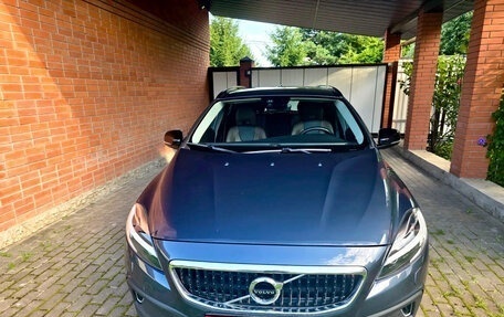 Volvo V40 II рестайлинг, 2017 год, 2 150 000 рублей, 1 фотография