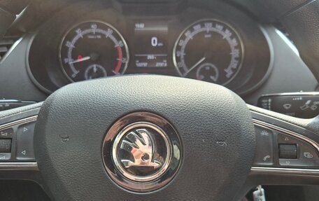 Skoda Octavia, 2019 год, 1 600 000 рублей, 16 фотография