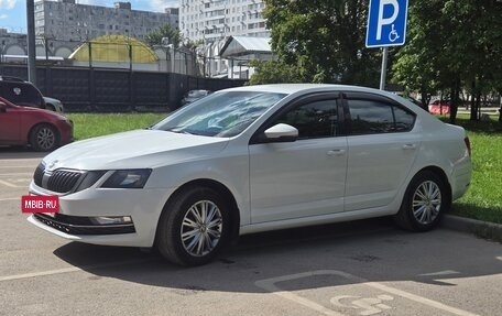 Skoda Octavia, 2019 год, 1 600 000 рублей, 17 фотография