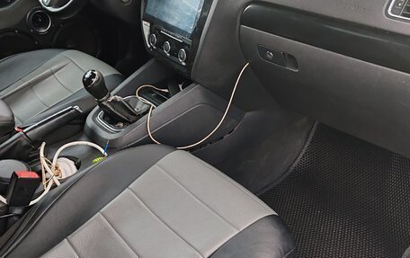 Volkswagen Jetta VI, 2013 год, 750 000 рублей, 5 фотография