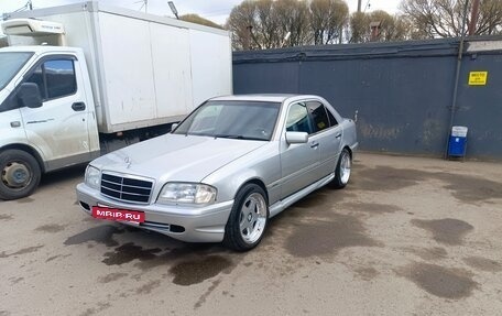 Mercedes-Benz C-Класс, 1994 год, 500 000 рублей, 4 фотография