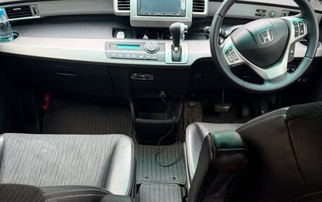 Honda Freed I, 2014 год, 1 000 000 рублей, 12 фотография