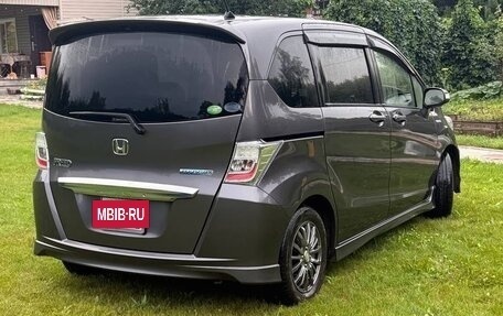 Honda Freed I, 2014 год, 1 000 000 рублей, 5 фотография