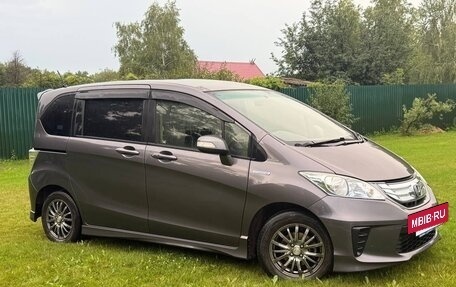 Honda Freed I, 2014 год, 1 000 000 рублей, 3 фотография