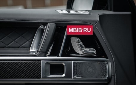 Mercedes-Benz G-Класс AMG, 2022 год, 20 000 000 рублей, 24 фотография