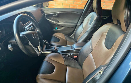 Volvo V40 II рестайлинг, 2017 год, 2 150 000 рублей, 5 фотография