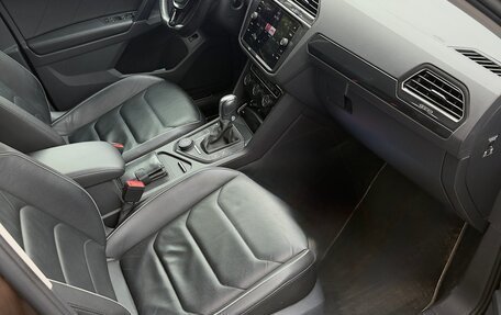 Volkswagen Tiguan II, 2017 год, 2 870 000 рублей, 10 фотография