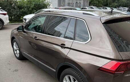 Volkswagen Tiguan II, 2017 год, 2 870 000 рублей, 4 фотография