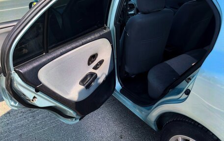 Mitsubishi Carisma I, 2003 год, 410 000 рублей, 11 фотография