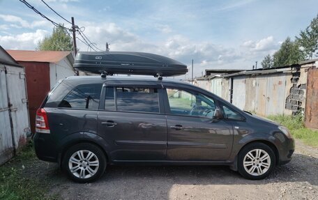 Opel Zafira B, 2013 год, 850 000 рублей, 4 фотография
