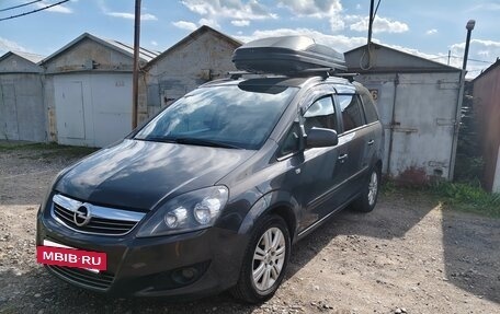 Opel Zafira B, 2013 год, 850 000 рублей, 2 фотография