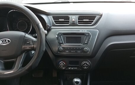 KIA Rio III рестайлинг, 2012 год, 945 000 рублей, 5 фотография