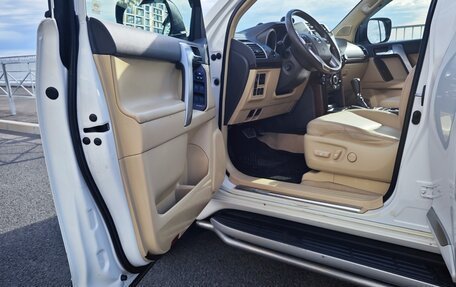 Toyota Land Cruiser Prado 150 рестайлинг 2, 2014 год, 3 500 000 рублей, 5 фотография