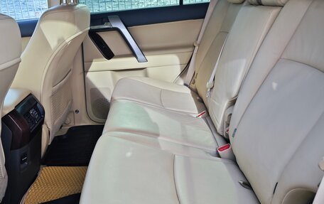 Toyota Land Cruiser Prado 150 рестайлинг 2, 2014 год, 3 500 000 рублей, 8 фотография