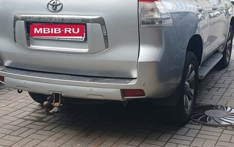Toyota Land Cruiser Prado 150 рестайлинг 2, 2010 год, 2 359 000 рублей, 2 фотография