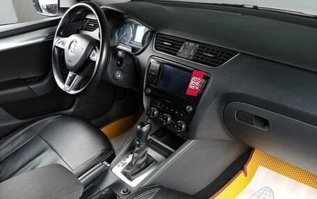 Skoda Octavia, 2017 год, 1 629 000 рублей, 11 фотография