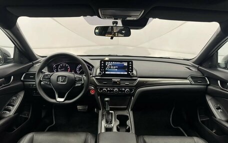 Honda Accord IX рестайлинг, 2019 год, 1 997 000 рублей, 10 фотография
