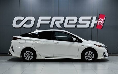 Toyota Prius IV XW50, 2019 год, 2 149 000 рублей, 5 фотография