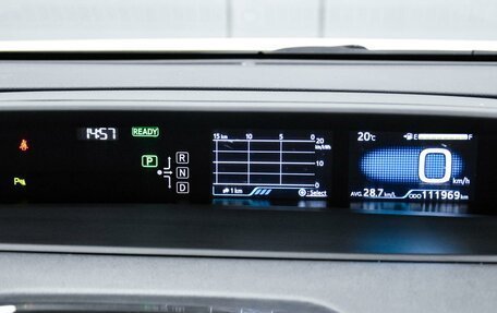 Toyota Prius IV XW50, 2019 год, 2 149 000 рублей, 18 фотография