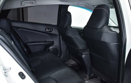 Toyota Prius IV XW50, 2019 год, 2 149 000 рублей, 15 фотография