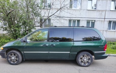 Chrysler Voyager III, 1996 год, 250 000 рублей, 4 фотография