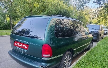 Chrysler Voyager III, 1996 год, 250 000 рублей, 3 фотография