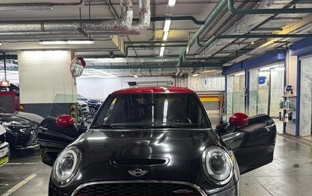 MINI Hatch, 2018 год, 2 700 000 рублей, 16 фотография