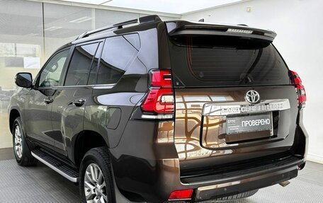 Toyota Land Cruiser Prado 150 рестайлинг 2, 2019 год, 5 410 000 рублей, 8 фотография