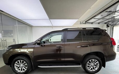 Toyota Land Cruiser Prado 150 рестайлинг 2, 2019 год, 5 410 000 рублей, 10 фотография