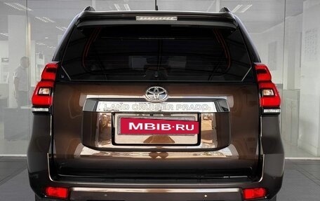 Toyota Land Cruiser Prado 150 рестайлинг 2, 2019 год, 5 410 000 рублей, 7 фотография