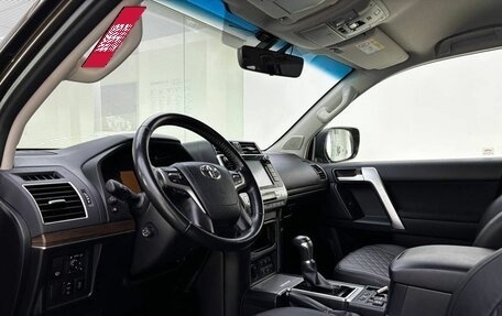Toyota Land Cruiser Prado 150 рестайлинг 2, 2019 год, 5 410 000 рублей, 20 фотография