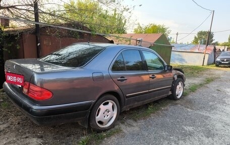 Mercedes-Benz E-Класс, 1997 год, 75 000 рублей, 9 фотография