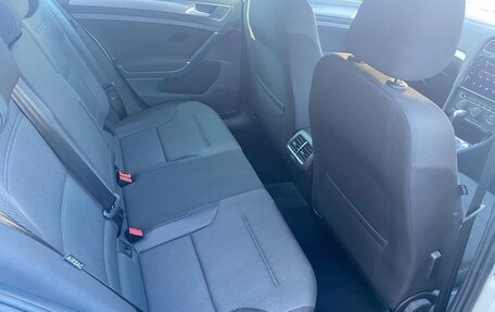Volkswagen Golf VII, 2018 год, 1 330 000 рублей, 4 фотография